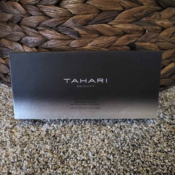 Tahari Other - Tahari Matte-Terialist Eyeshadow Palette NEW